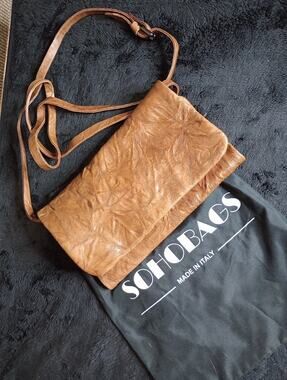 SOHO BAGS leather crossbody purse fliptop with SOHO purse bag
